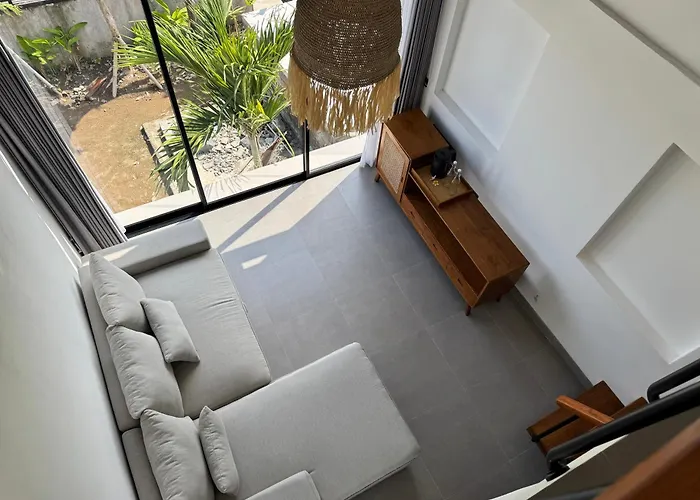 Nana Nina Villa
